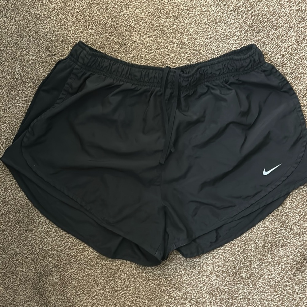 Black Nike shorts